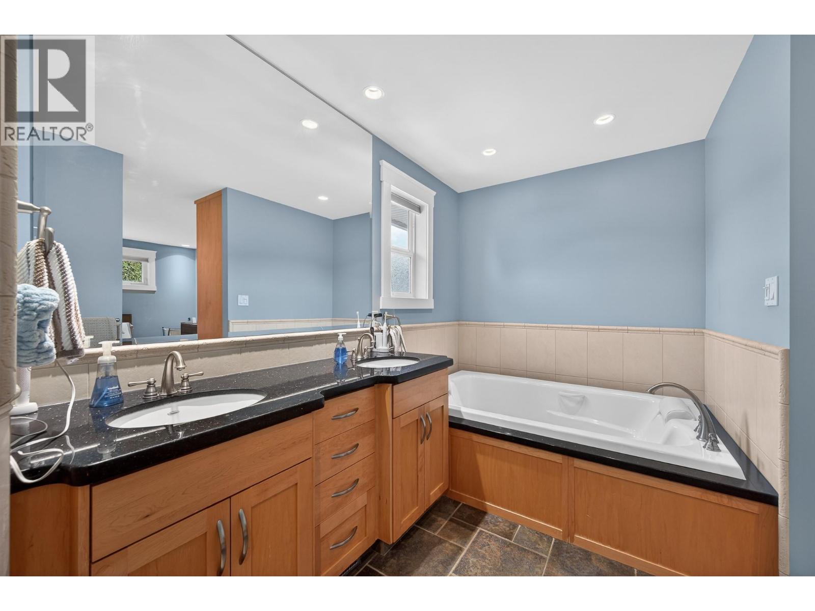 2035 Monteith Drive, Kamloops, British Columbia  V2E 2G5 - Photo 13 - 10378065