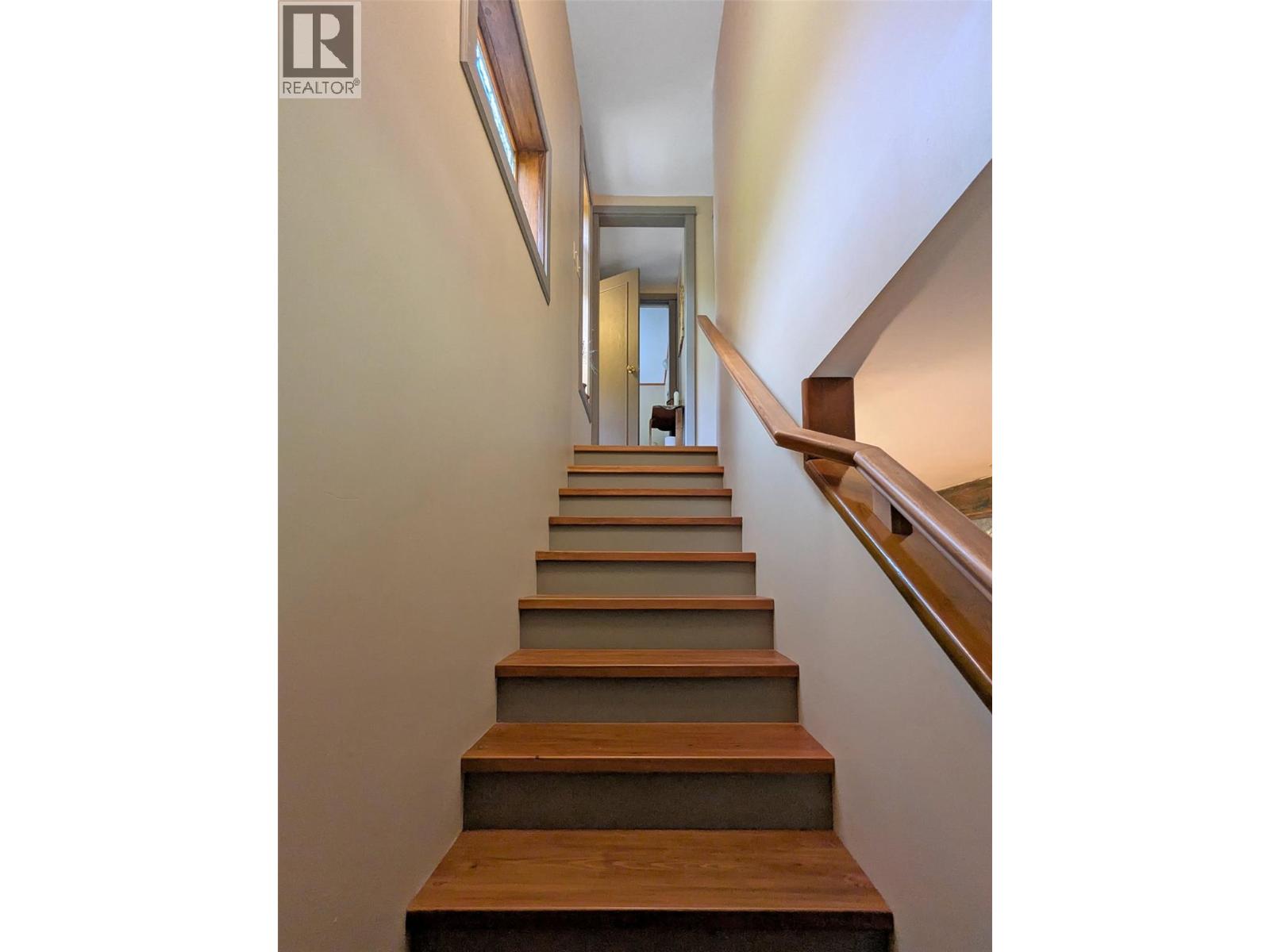 8802 Martens Road, Slocan, British Columbia  V0G 2C0 - Photo 22 - 10377776