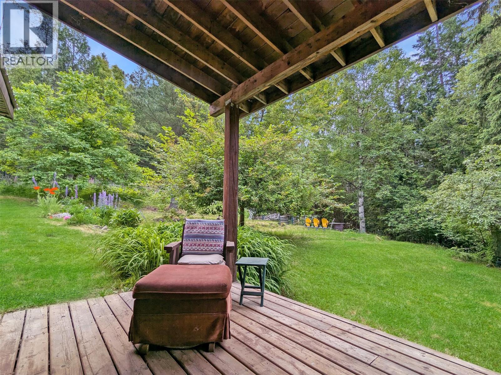 8802 Martens Road, Slocan, British Columbia  V0G 2C0 - Photo 8 - 10377776