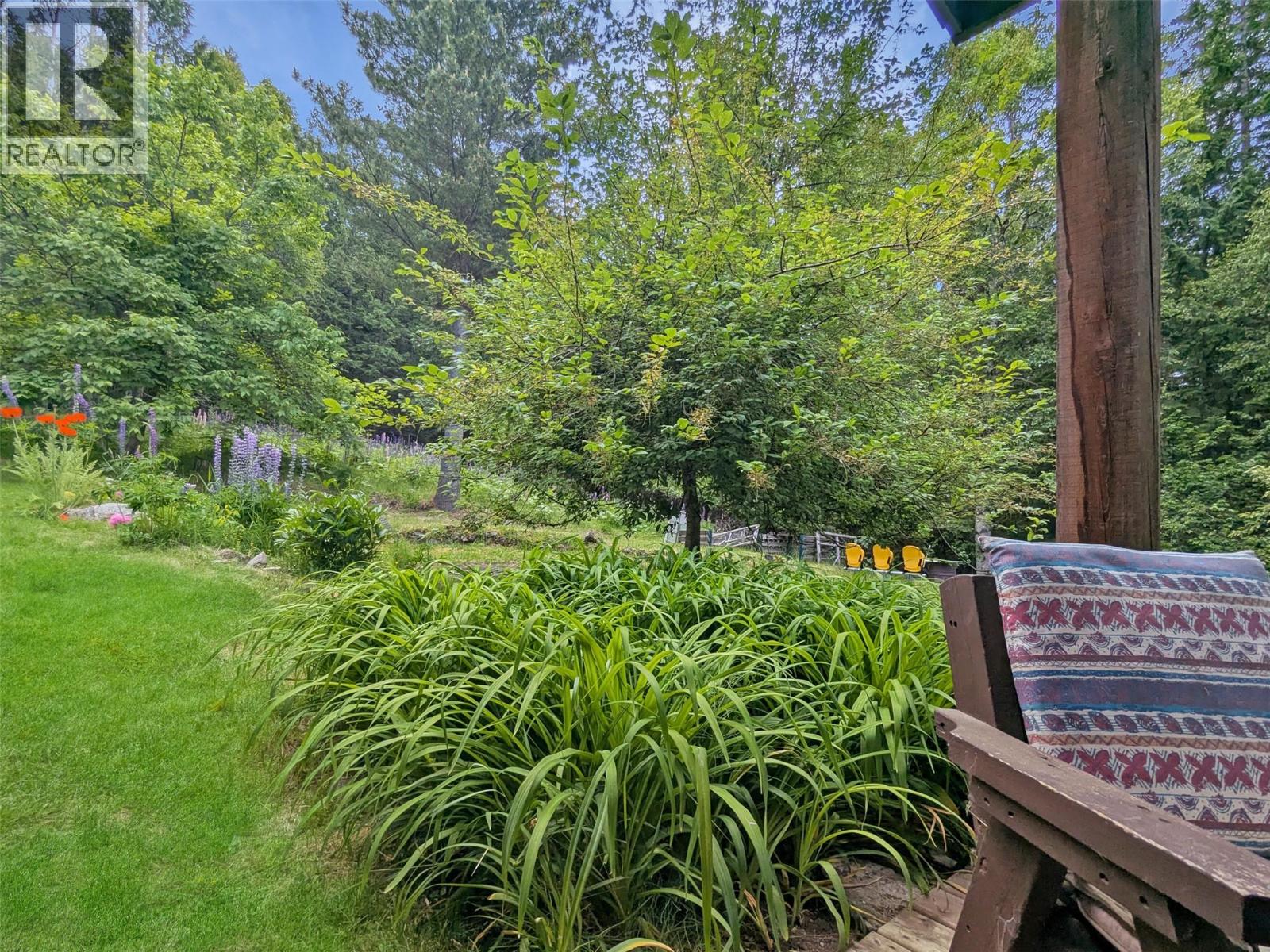 8802 Martens Road, Slocan, British Columbia  V0G 2C0 - Photo 9 - 10377776