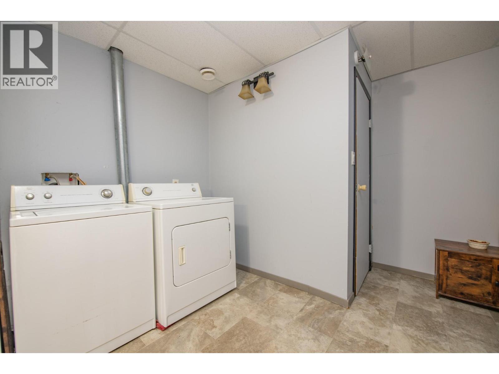 2104 20 Avenue, Vernon, British Columbia  V1T 7J6 - Photo 32 - 10378330