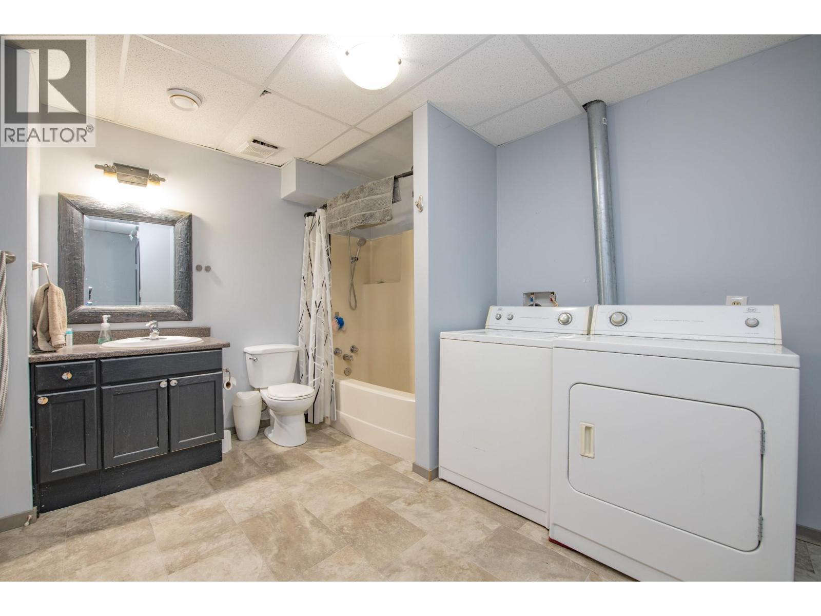 2104 20 Avenue, Vernon, British Columbia  V1T 7J6 - Photo 33 - 10378330