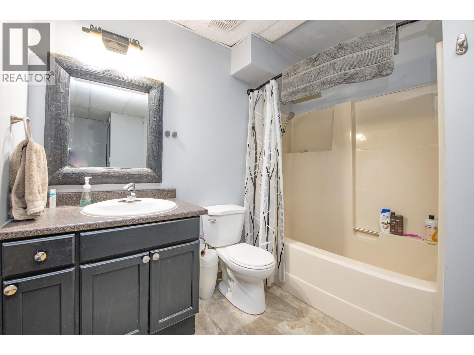 2104 20 Avenue, Vernon, British Columbia  V1T 7J6 - Photo 34 - 10378330