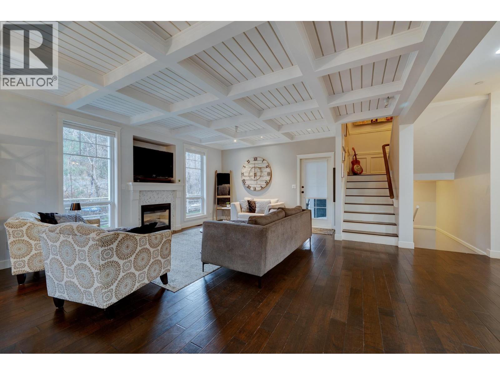 8909 Grizzly Crescent, Kamloops, British Columbia  V2C 6T9 - Photo 4 - 10378266