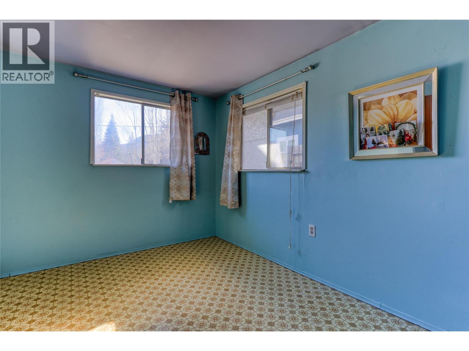 244a Old Rossland Avenue, Trail, British Columbia  V1R 3M7 - Photo 19 - 10377345