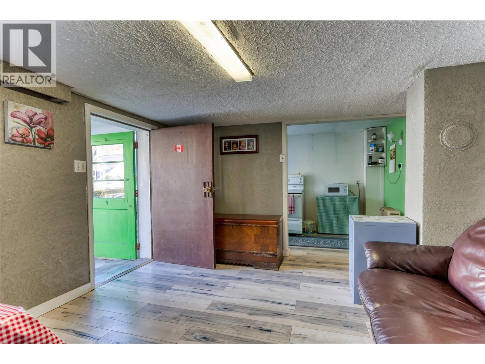 244a Old Rossland Avenue, Trail, British Columbia  V1R 3M7 - Photo 44 - 10377345