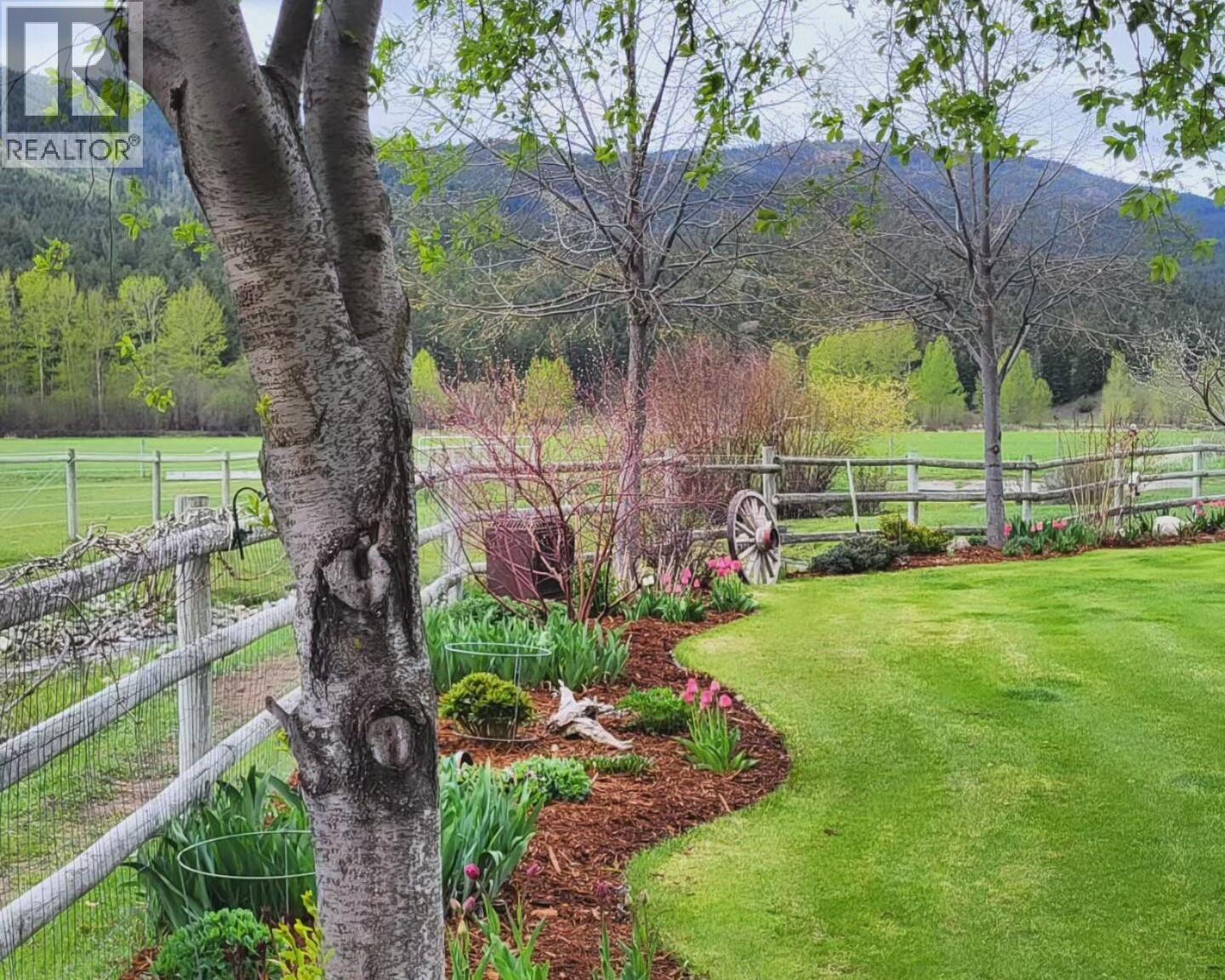 3602 Kamloops Vernon Highway, Monte Lake, British Columbia  V0E 2N0 - Photo 49 - 10377889