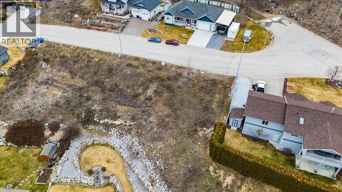 2460 Mcbride Street, Trail, British Columbia  V1R 4N8 - Photo 1 - 10378092