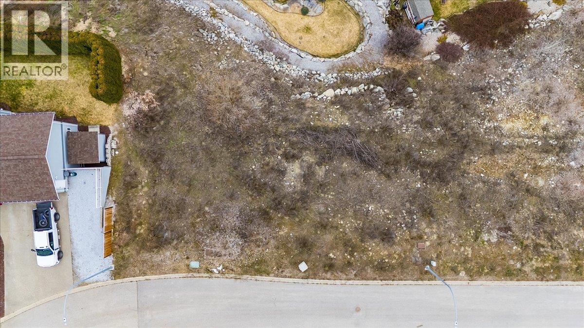 2460 Mcbride Street, Trail, British Columbia  V1R 4N8 - Photo 2 - 10378092