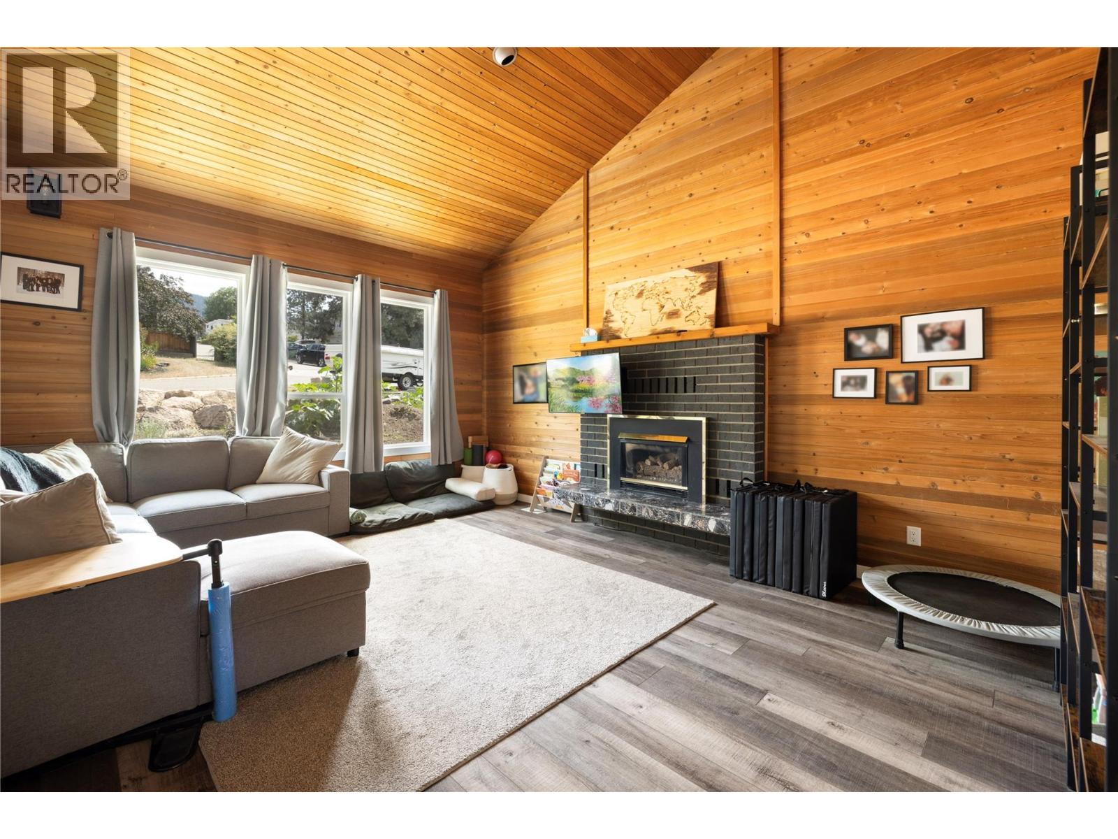 4002 15 Street, Vernon, British Columbia  V1T 8K6 - Photo 20 - 10378351