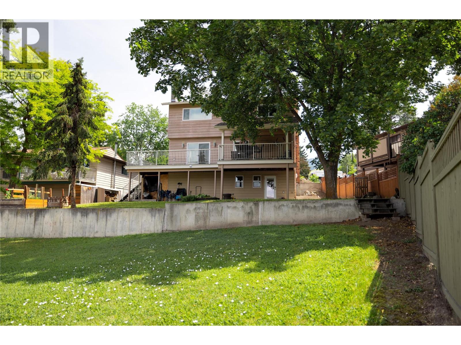 4002 15 Street, Vernon, British Columbia  V1T 8K6 - Photo 5 - 10378351