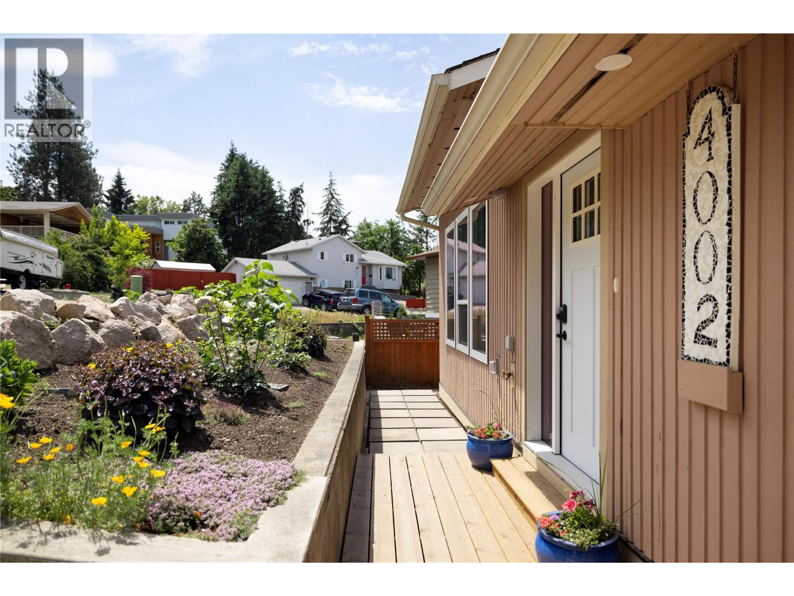 4002 15 Street, Vernon, British Columbia  V1T 8K6 - Photo 7 - 10378351