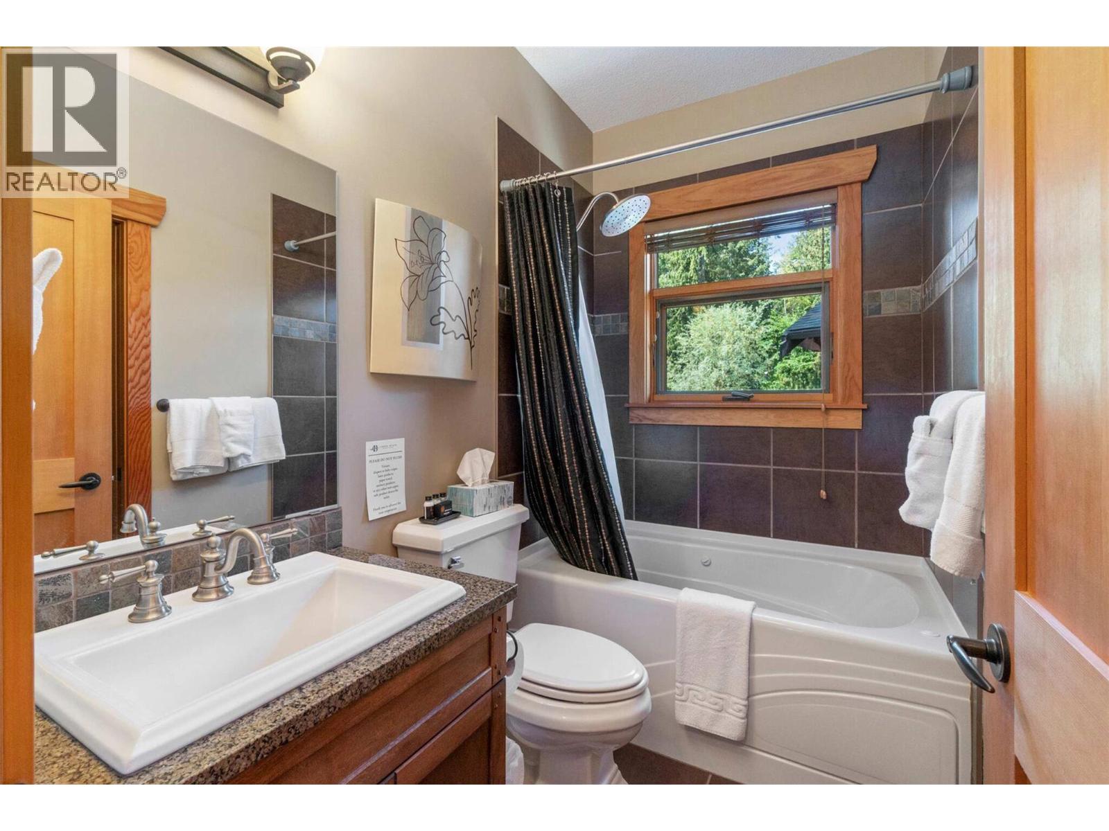 2479 Eagle Bay Road Unit# 14, Blind Bay, British Columbia  V0E 1H1 - Photo 18 - 10377597