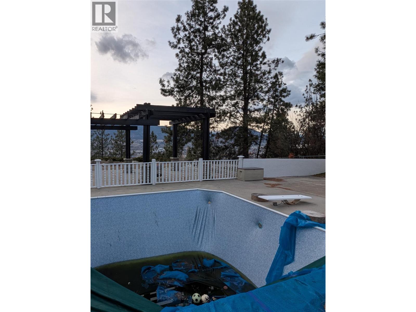 156 Evergreen Crescent, Penticton, British Columbia  V2A 7Y5 - Photo 12 - 10378175