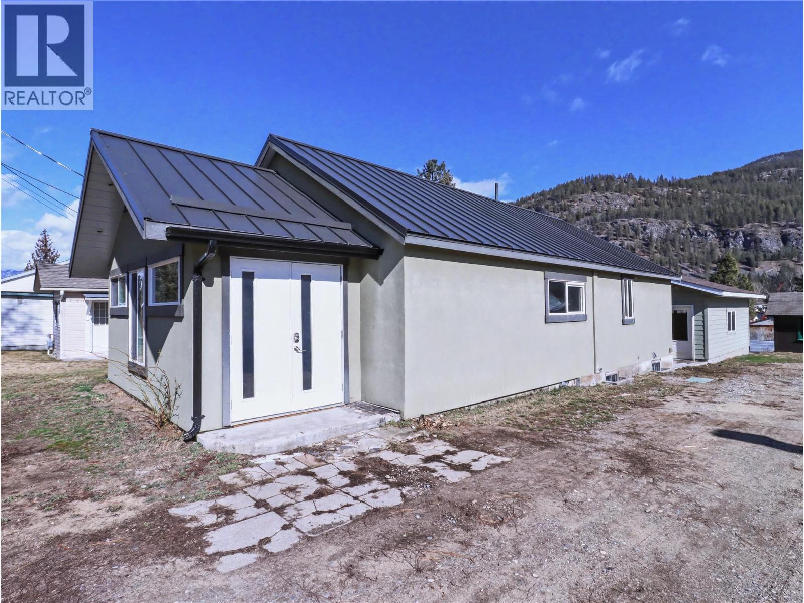 1640 Ode Road, Christina Lake, British Columbia  V0H 1E0 - Photo 10 - 10378303