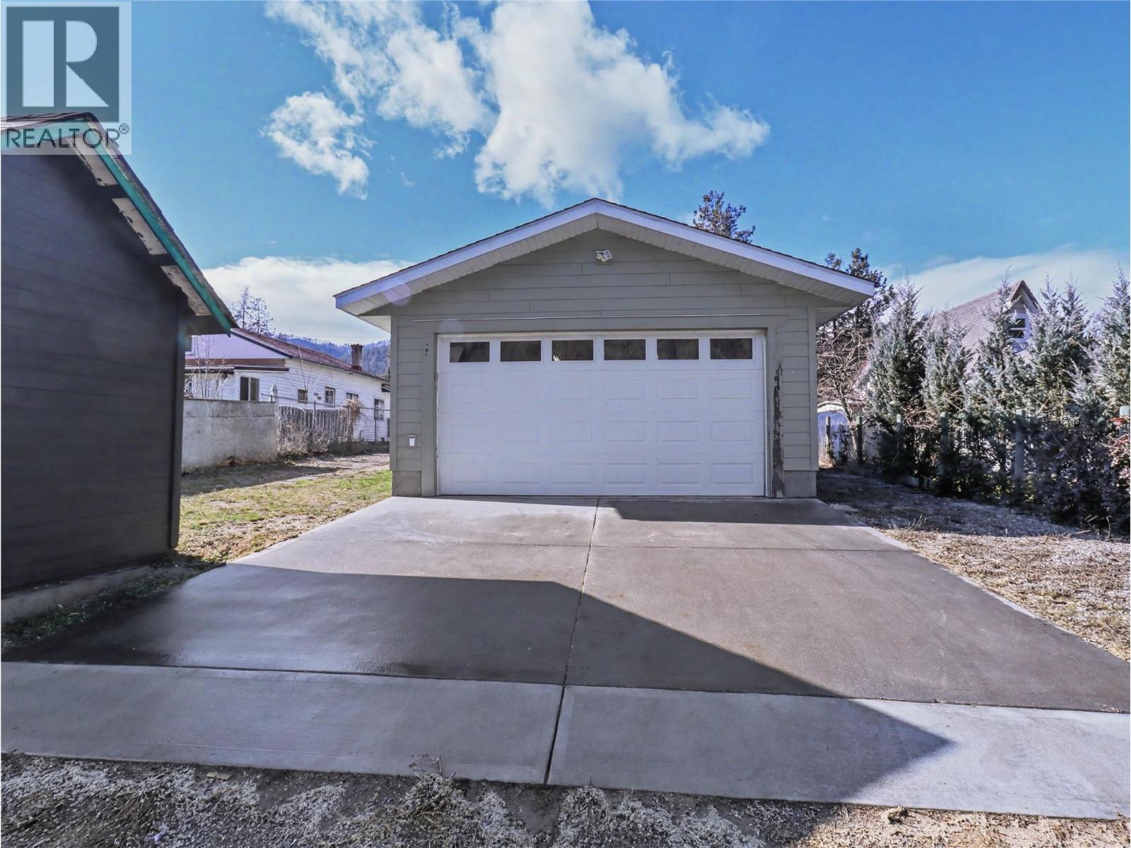 1640 Ode Road, Christina Lake, British Columbia  V0H 1E0 - Photo 13 - 10378303