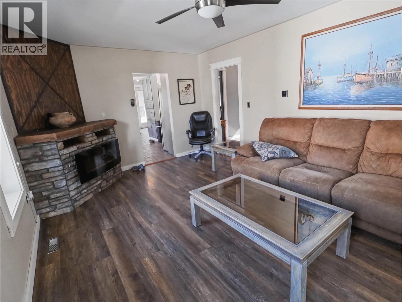 1640 Ode Road, Christina Lake, British Columbia  V0H 1E0 - Photo 18 - 10378303