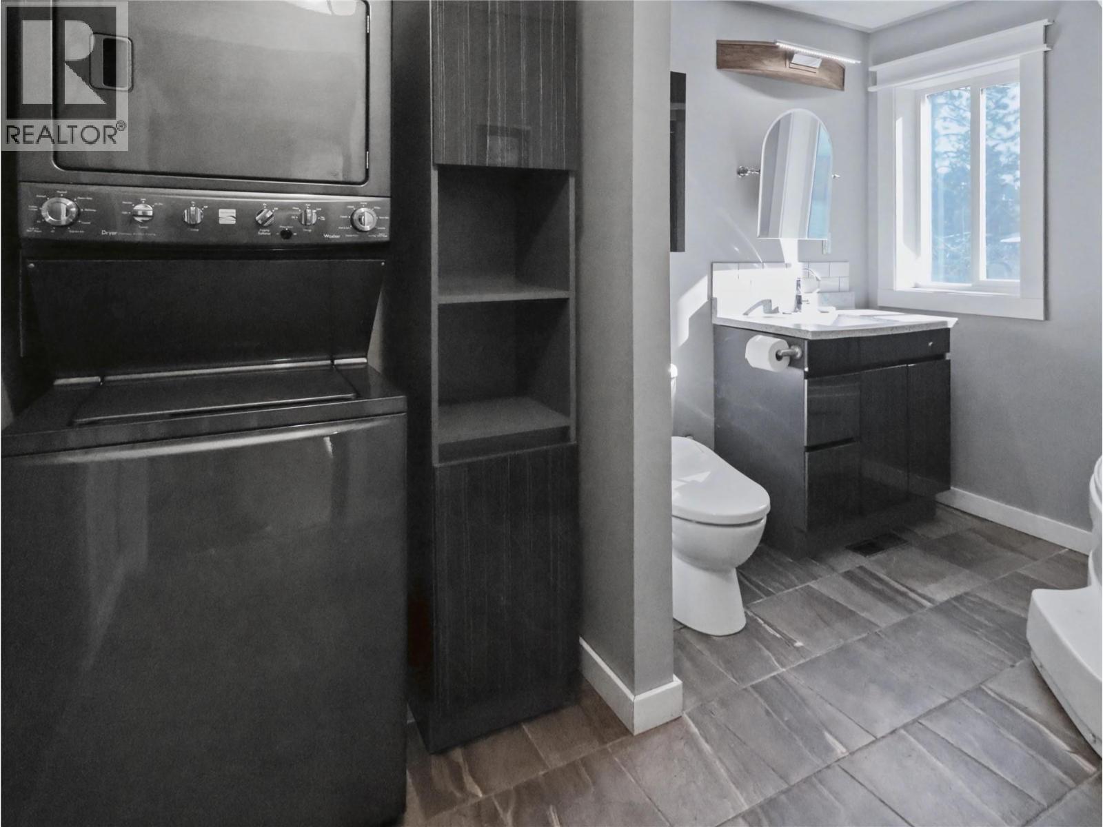 1640 Ode Road, Christina Lake, British Columbia  V0H 1E0 - Photo 22 - 10378303