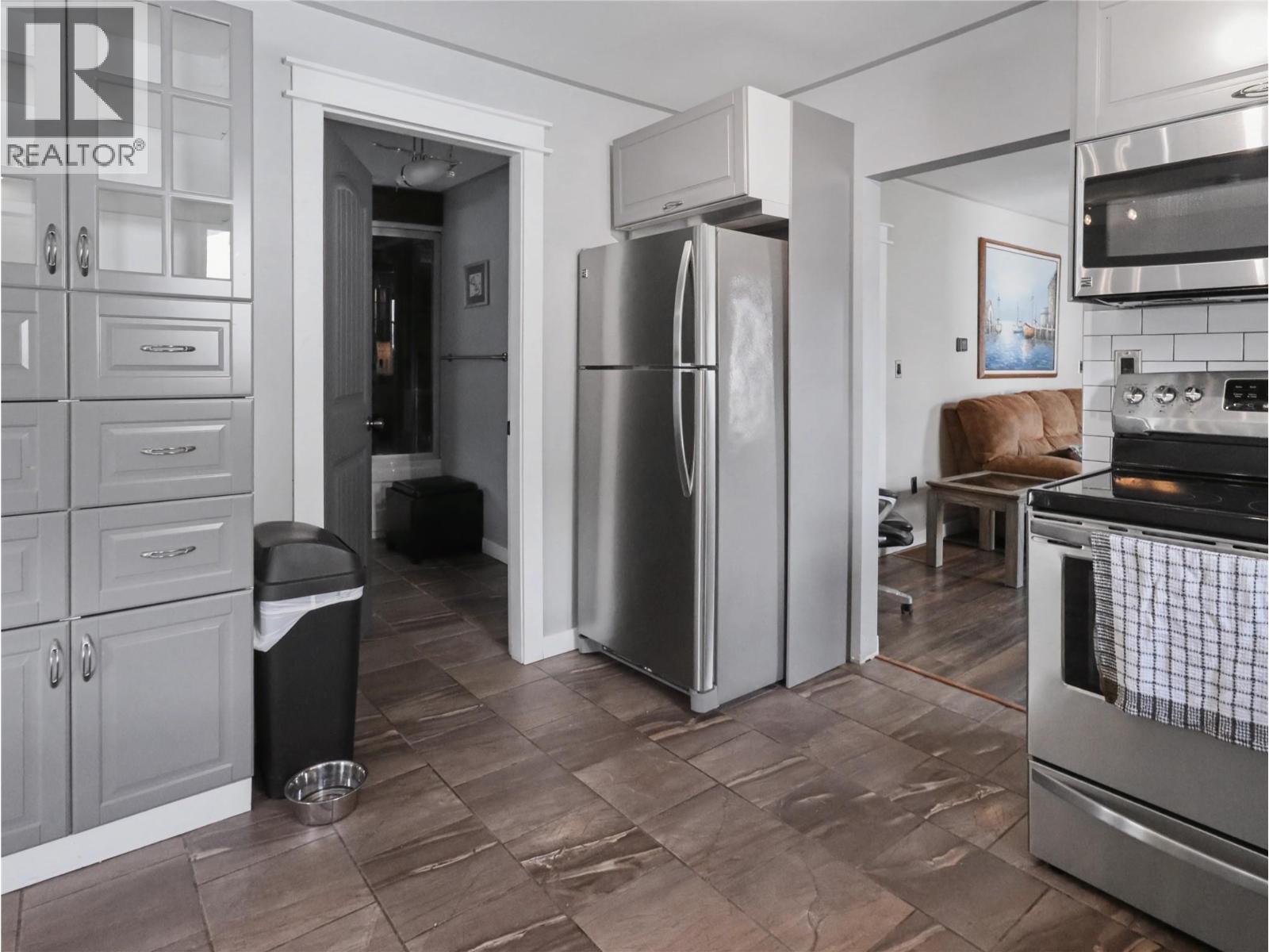 1640 Ode Road, Christina Lake, British Columbia  V0H 1E0 - Photo 25 - 10378303