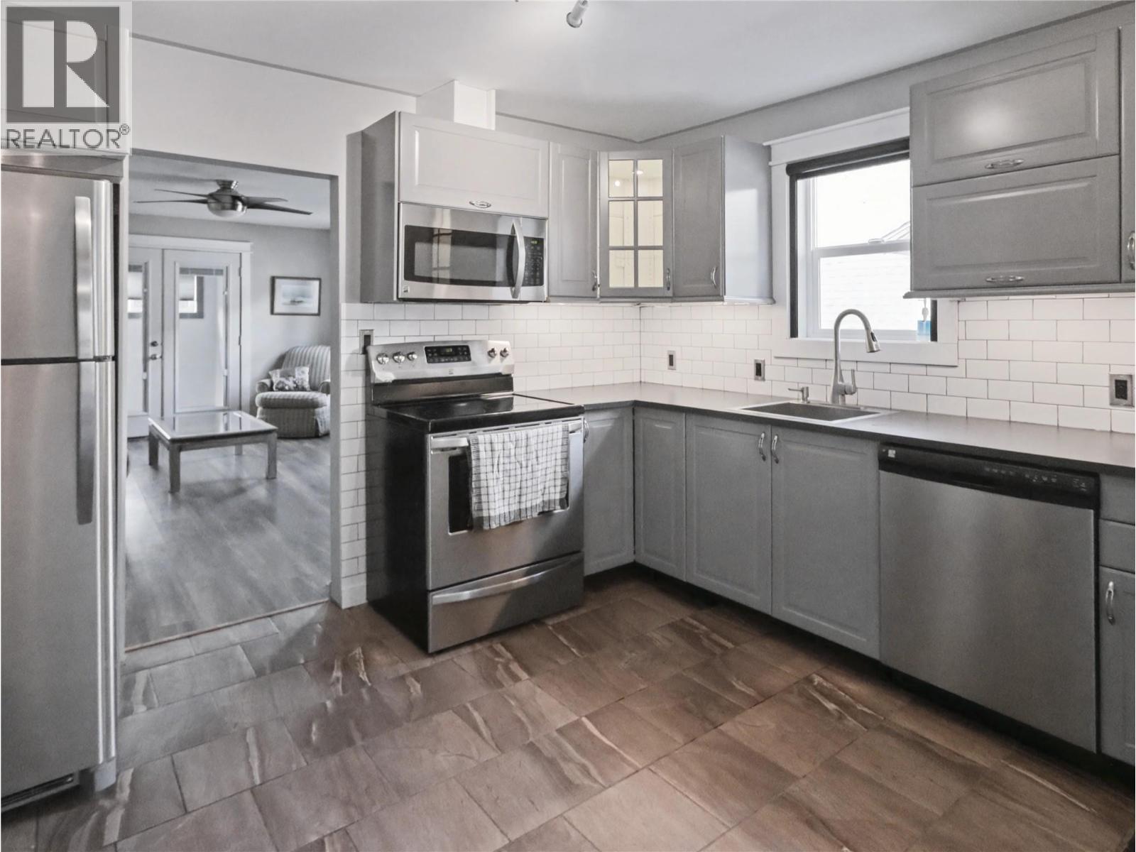 1640 Ode Road, Christina Lake, British Columbia  V0H 1E0 - Photo 26 - 10378303