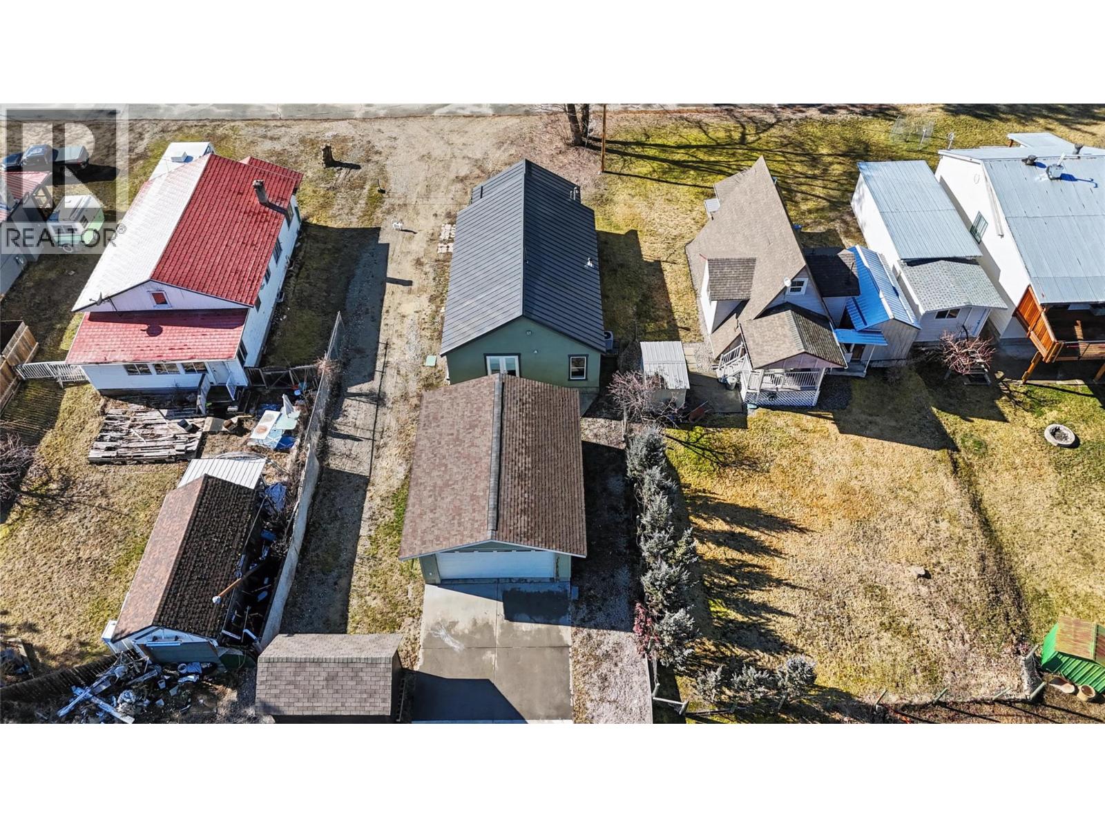 1640 Ode Road, Christina Lake, British Columbia  V0H 1E0 - Photo 6 - 10378303