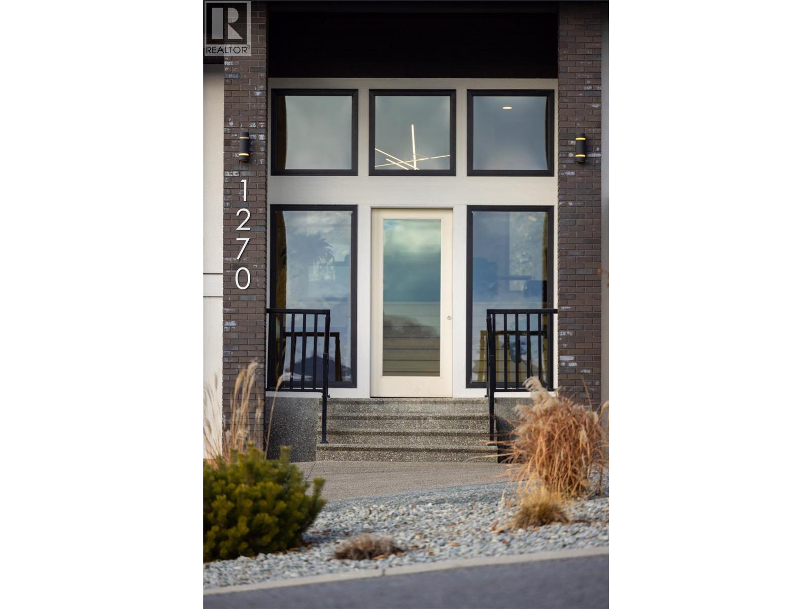 1270 Mine Hill Drive, Kelowna, British Columbia  V1P 0A1 - Photo 4 - 10378341