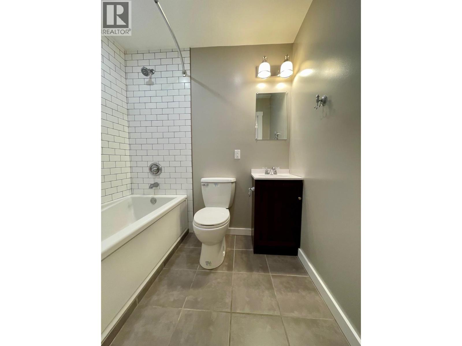 137 Spruce Avenue, Sparwood, British Columbia  V0B 2G0 - Photo 20 - 10378104