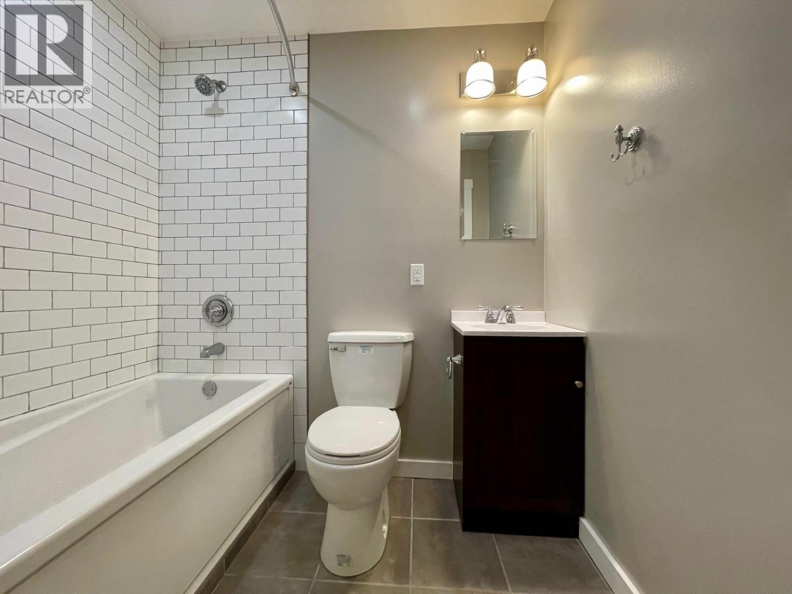 137 Spruce Avenue, Sparwood, British Columbia  V0B 2G0 - Photo 22 - 10378104