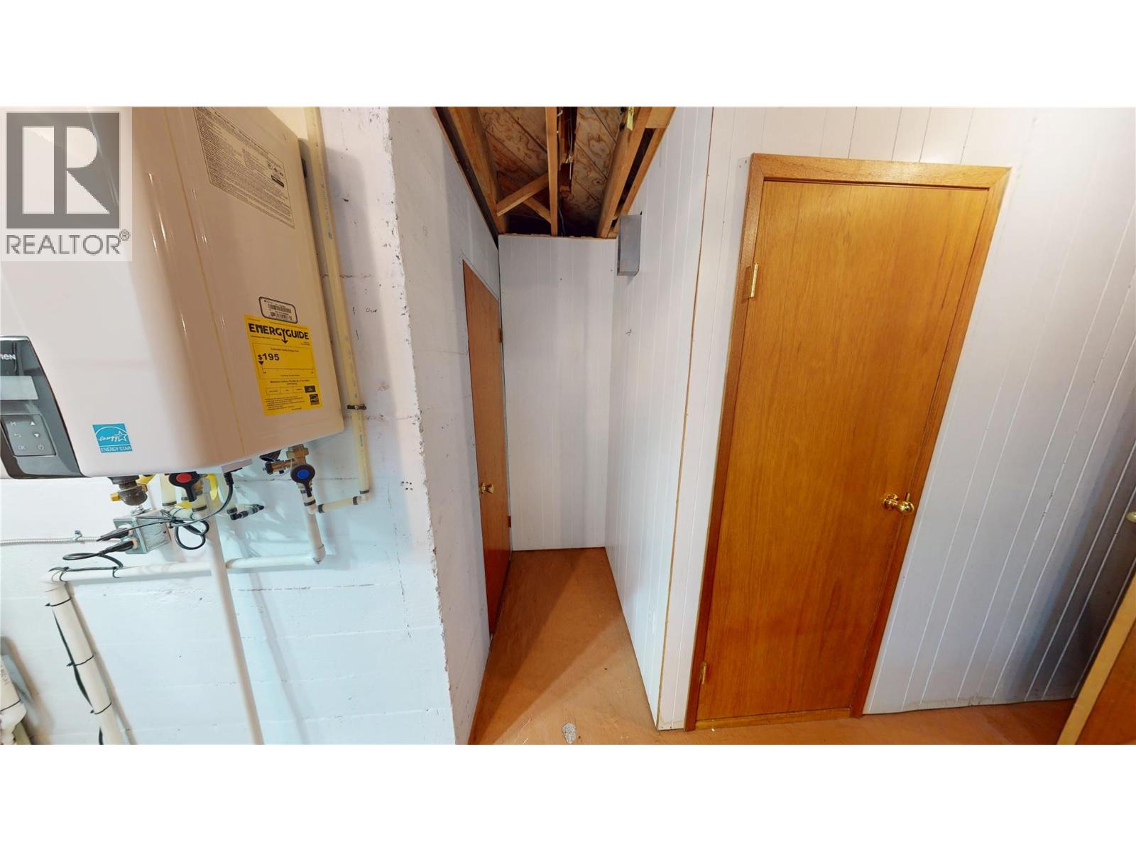 137 Spruce Avenue, Sparwood, British Columbia  V0B 2G0 - Photo 26 - 10378104