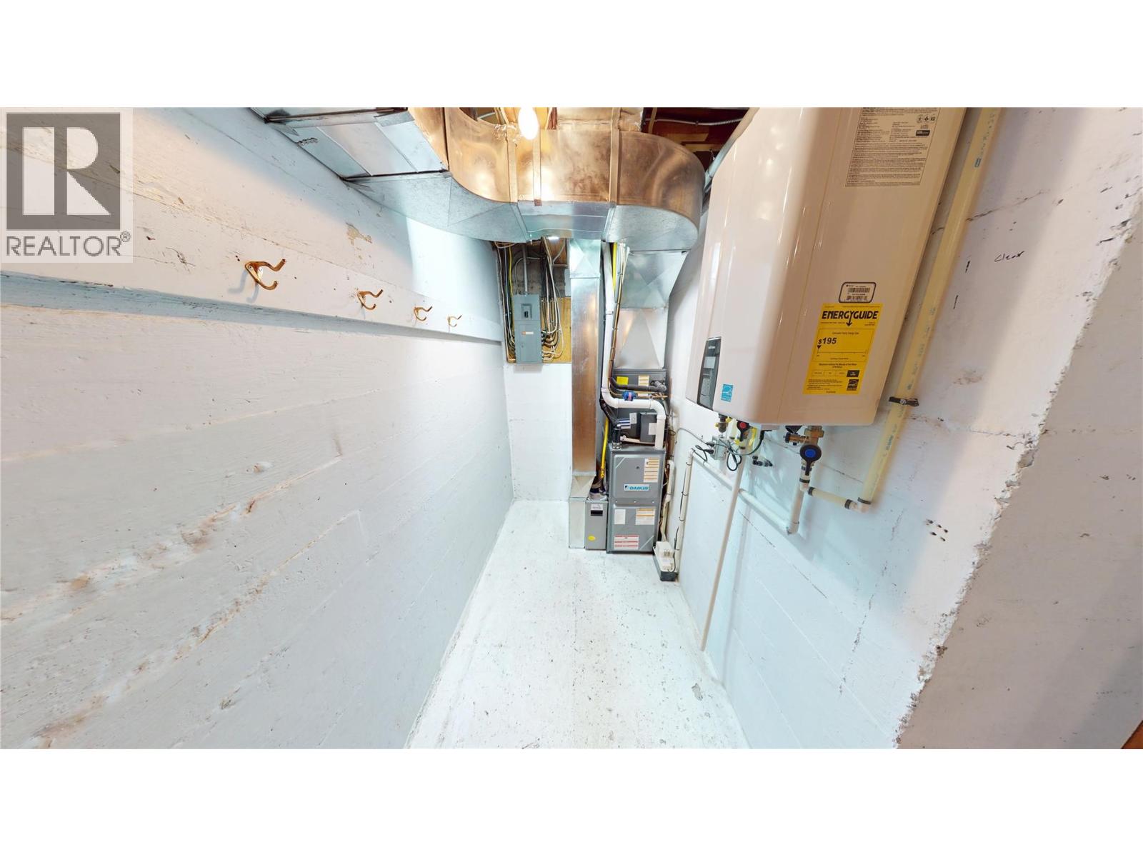 137 Spruce Avenue, Sparwood, British Columbia  V0B 2G0 - Photo 27 - 10378104