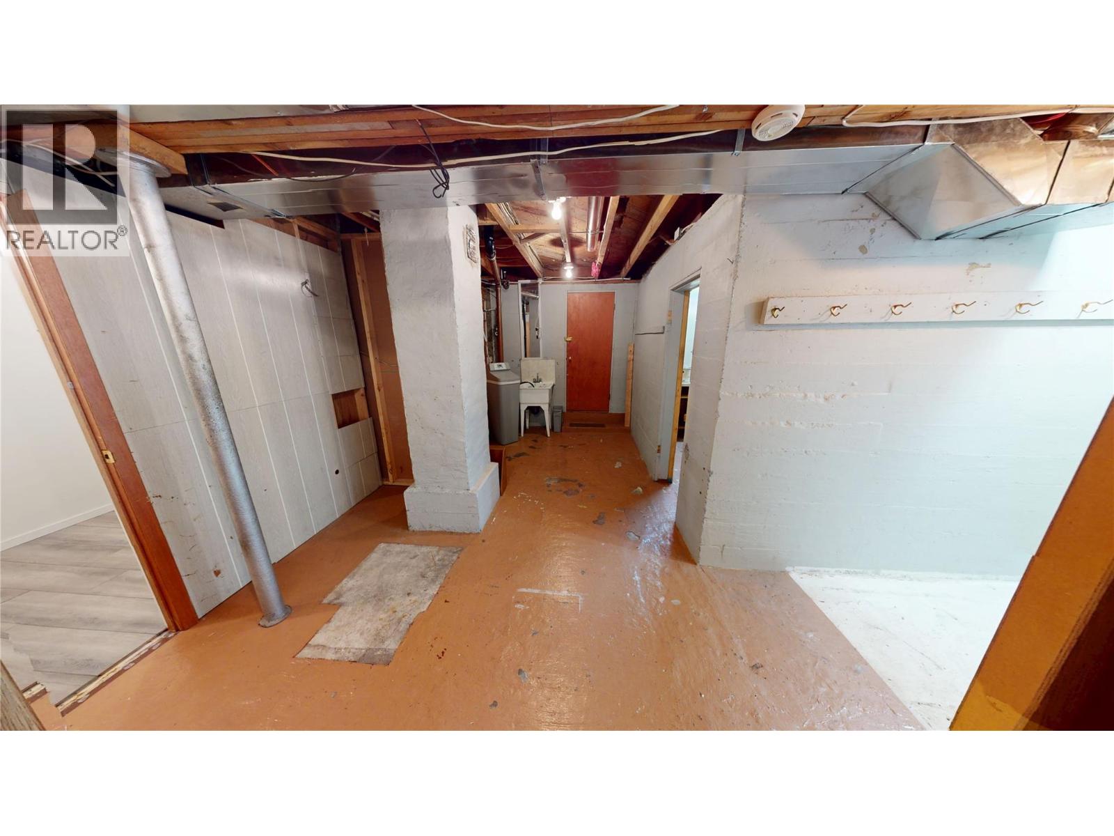 137 Spruce Avenue, Sparwood, British Columbia  V0B 2G0 - Photo 28 - 10378104