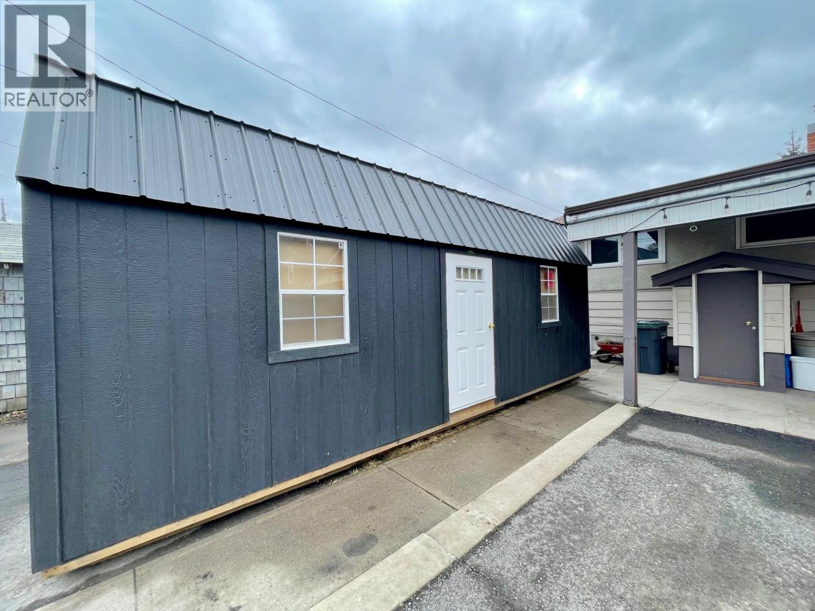 137 Spruce Avenue, Sparwood, British Columbia  V0B 2G0 - Photo 32 - 10378104