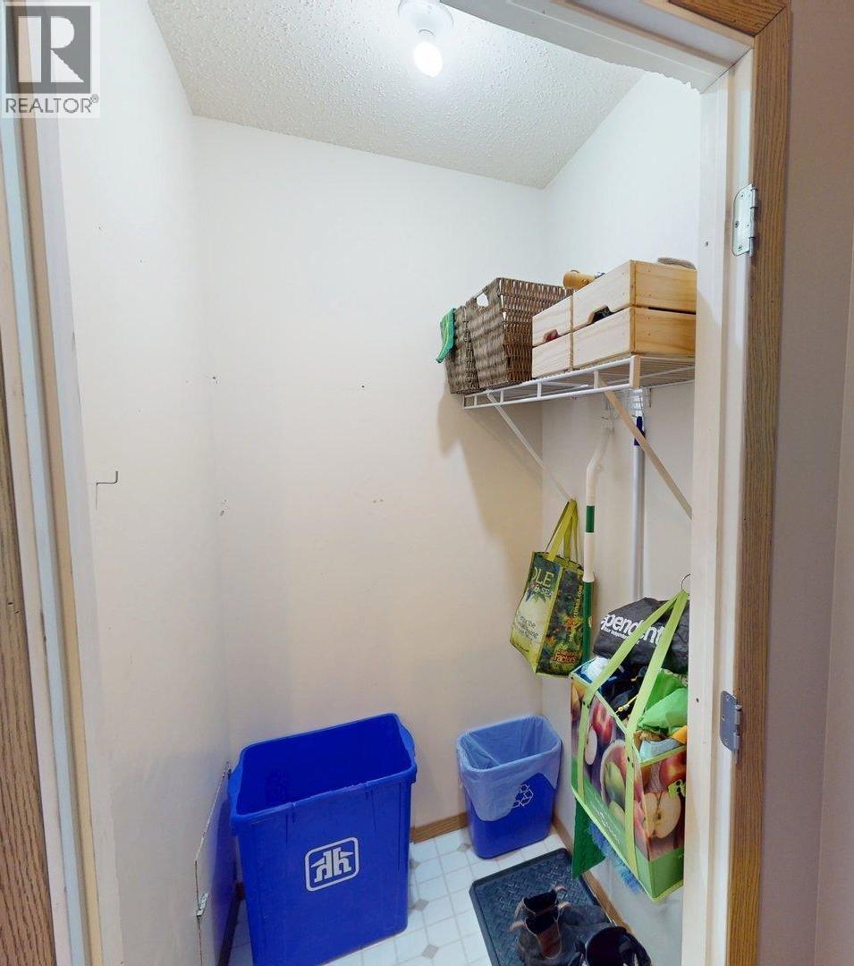 1299 Ponderosa Drive Unit# 208b, Sparwood, British Columbia  V0B 2G2 - Photo 18 - 10377505