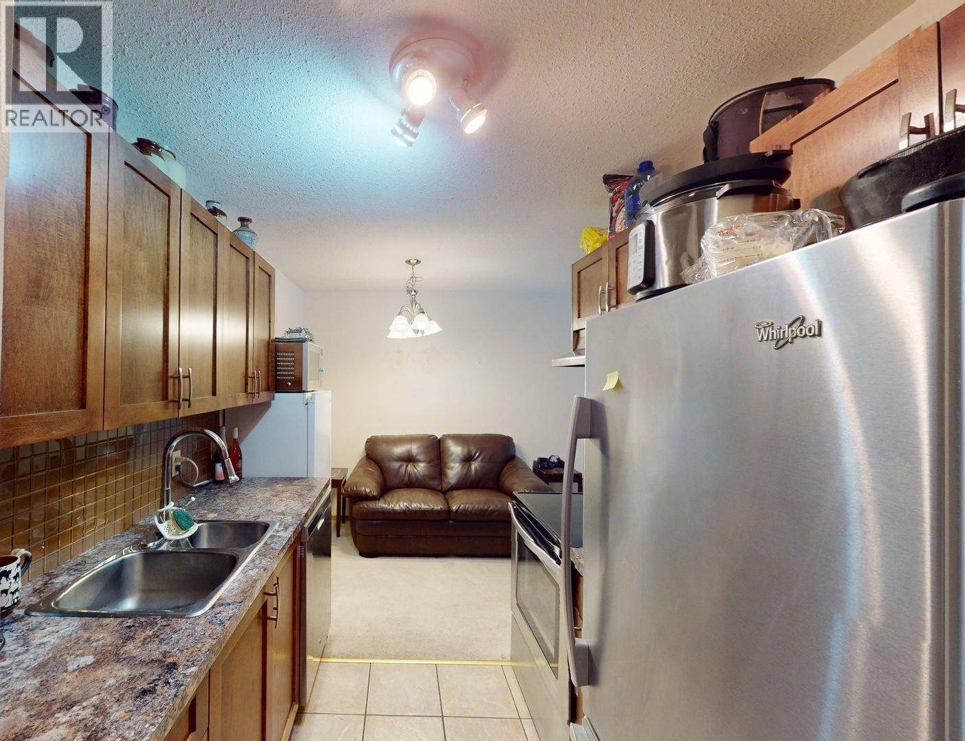 1299 Ponderosa Drive Unit# 208b, Sparwood, British Columbia  V0B 2G2 - Photo 4 - 10377505