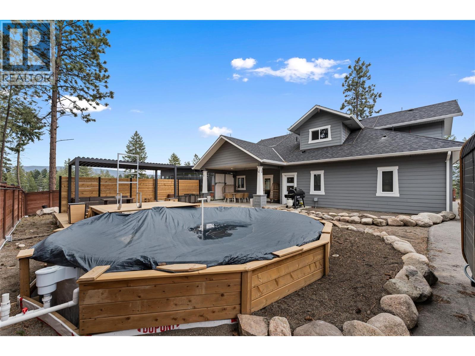 751 Fairbridge Road, Kelowna, British Columbia  V1Z 3W3 - Photo 30 - 10322227