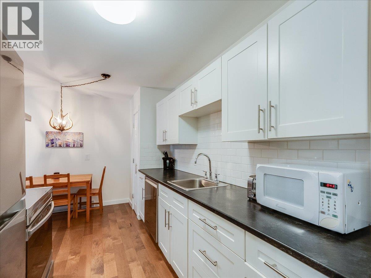 1611 Nickleplate Road Unit# 404, Rossland, British Columbia  V0G 1Y0 - Photo 11 - 10378186