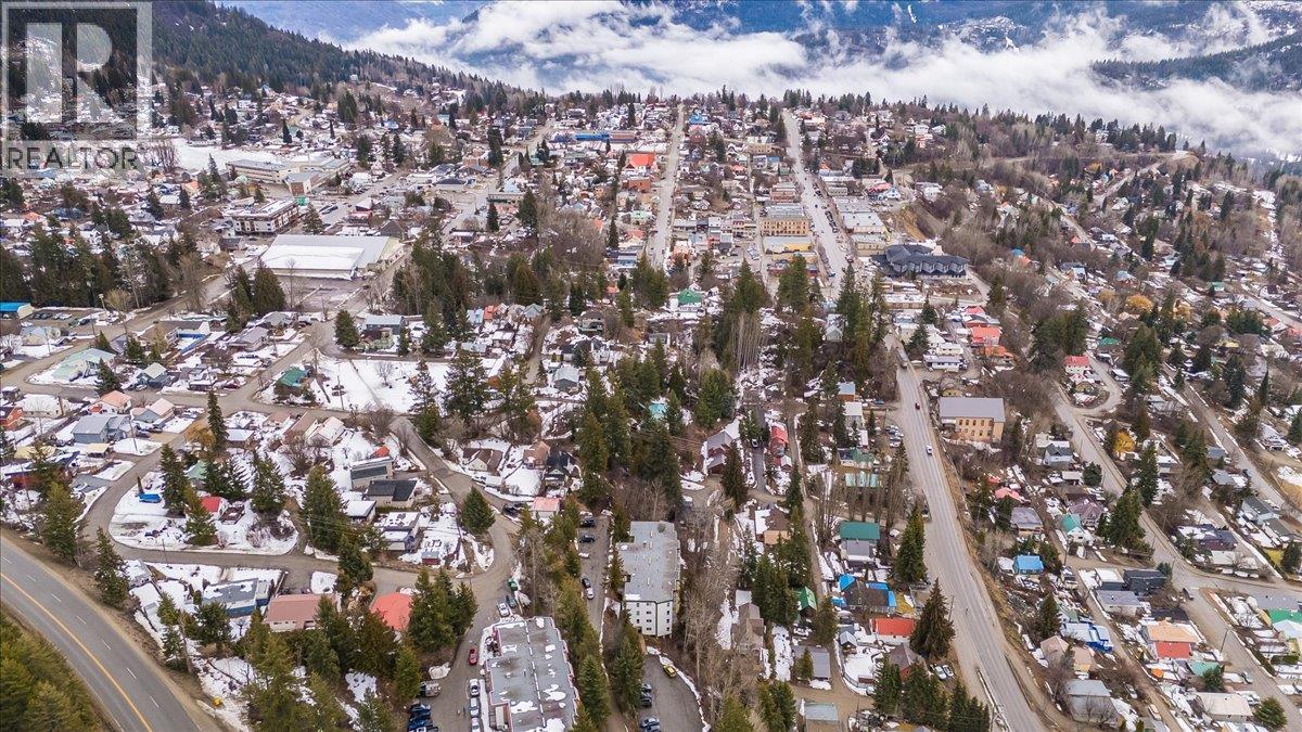 1611 Nickleplate Road Unit# 404, Rossland, British Columbia  V0G 1Y0 - Photo 7 - 10378186