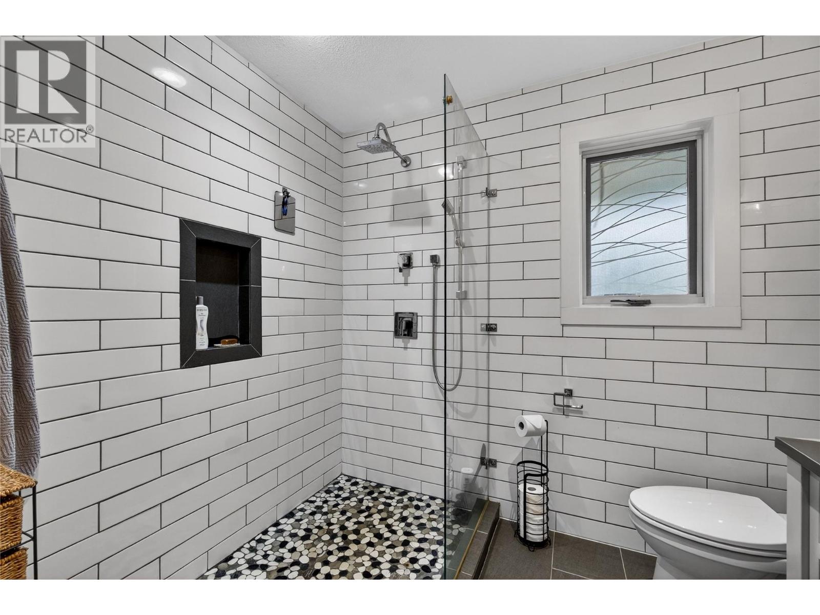 2829 Marine Drive, Blind Bay, British Columbia  V0E 1H1 - Photo 43 - 10377310