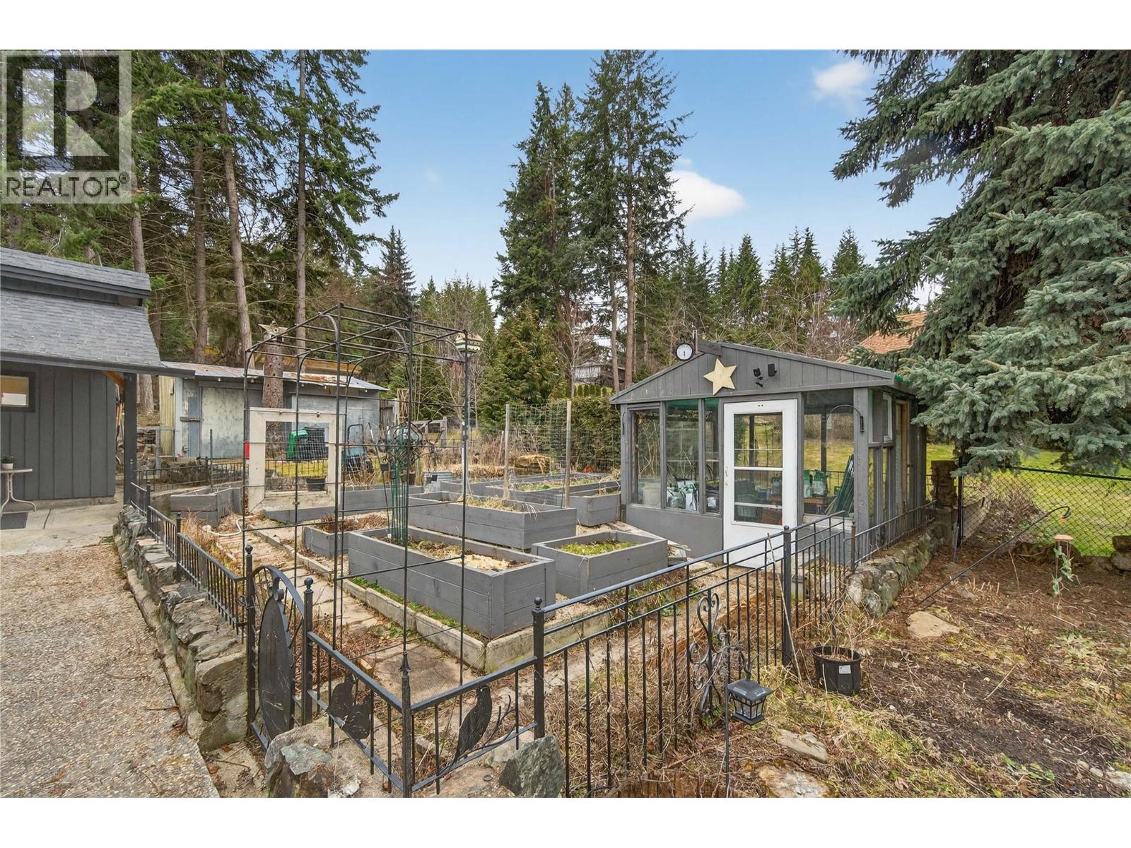 2829 Marine Drive, Blind Bay, British Columbia  V0E 1H1 - Photo 62 - 10377310