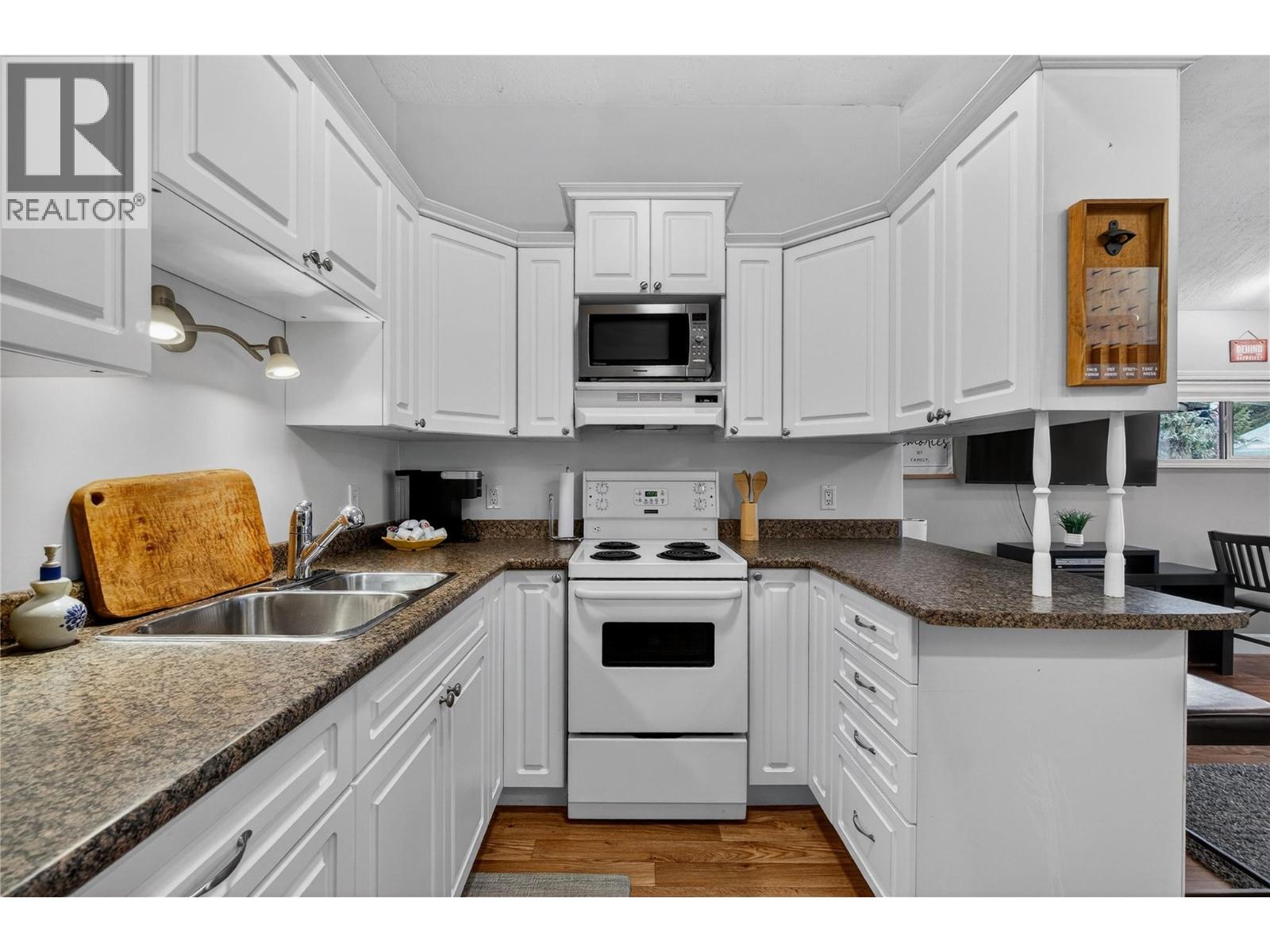 2829 Marine Drive, Blind Bay, British Columbia  V0E 1H1 - Photo 77 - 10377310