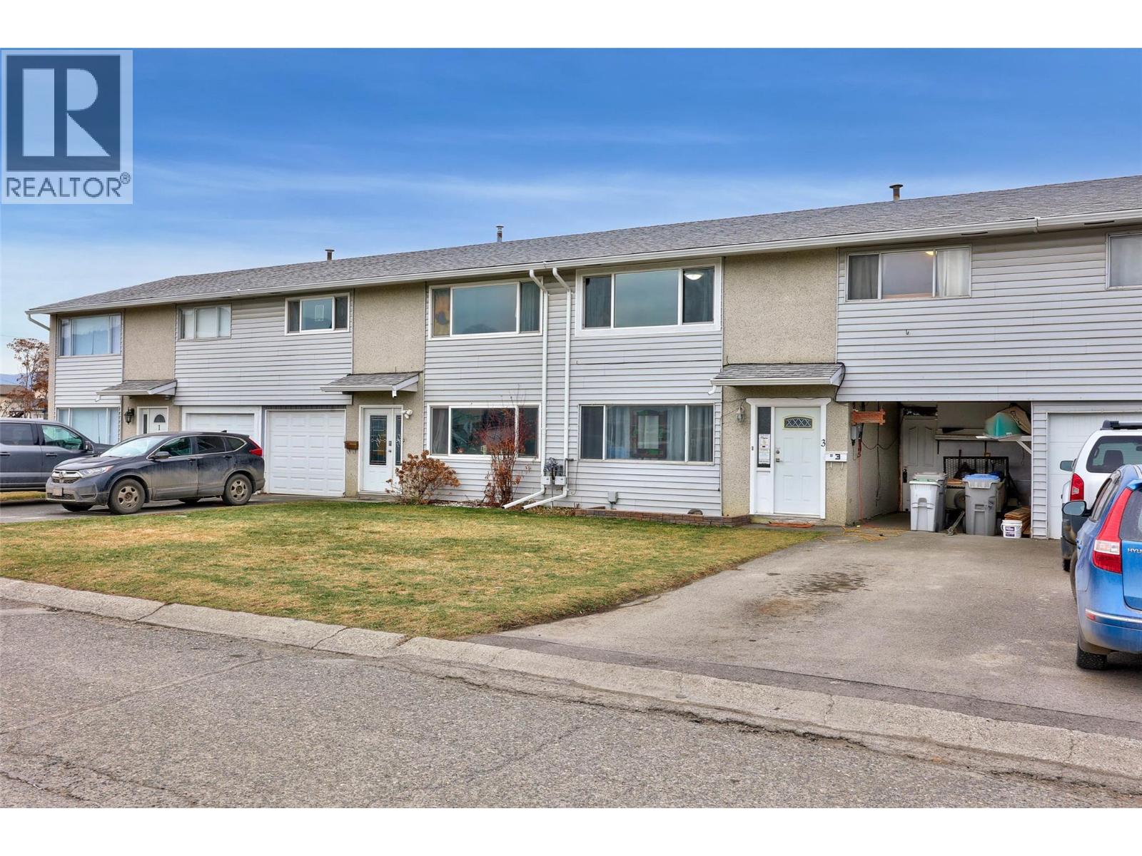 800 Valhalla Drive Unit# 3, Kamloops, British Columbia  V2B 1R8 - Photo 2 - 10376913