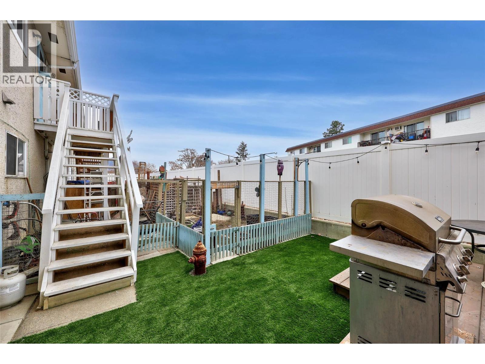 800 Valhalla Drive Unit# 3, Kamloops, British Columbia  V2B 1R8 - Photo 25 - 10376913