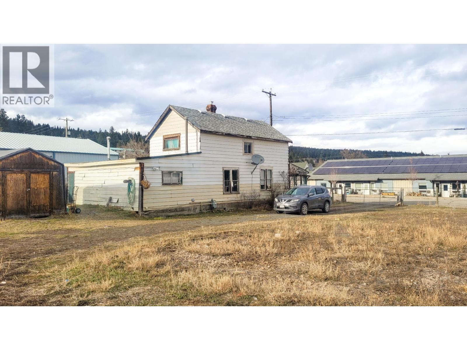 307 Smith Avenue, Clinton, British Columbia  V0K 1K0 - Photo 15 - 10378382