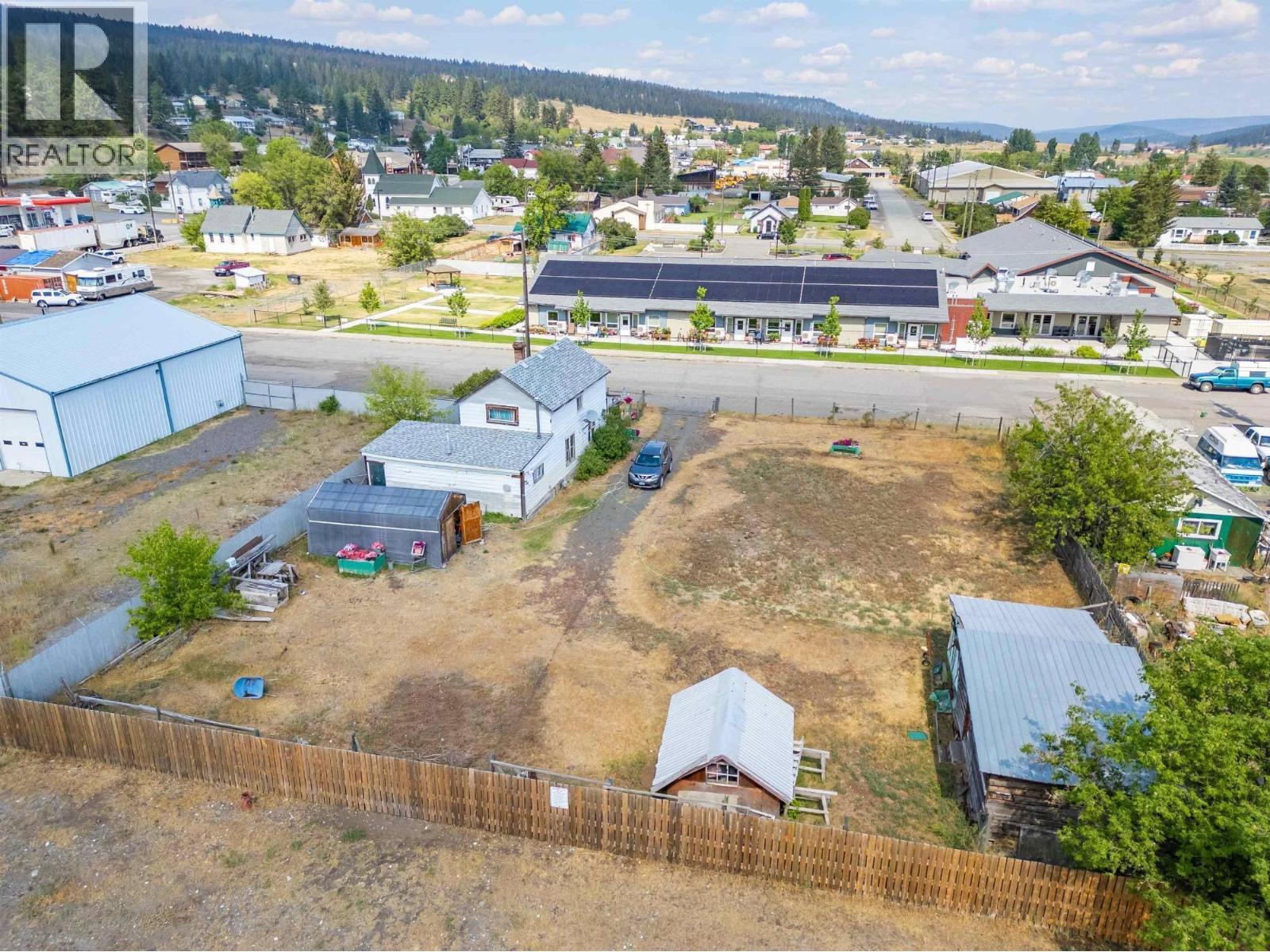 307 Smith Avenue, Clinton, British Columbia  V0K 1K0 - Photo 16 - 10378382