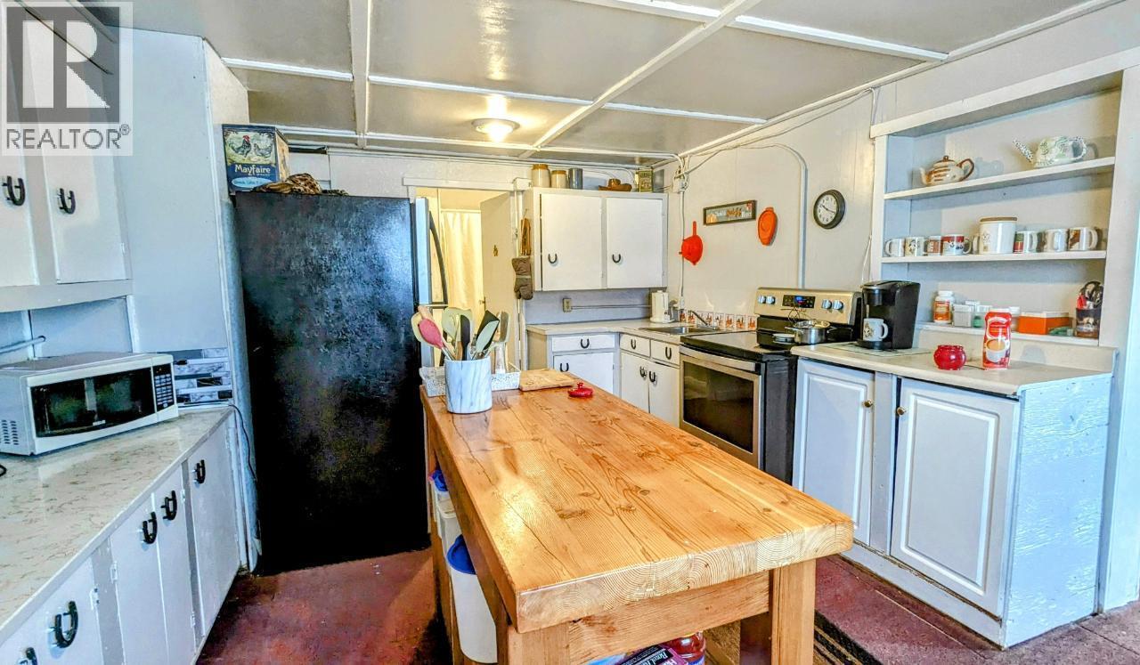 307 Smith Avenue, Clinton, British Columbia  V0K 1K0 - Photo 4 - 10378382