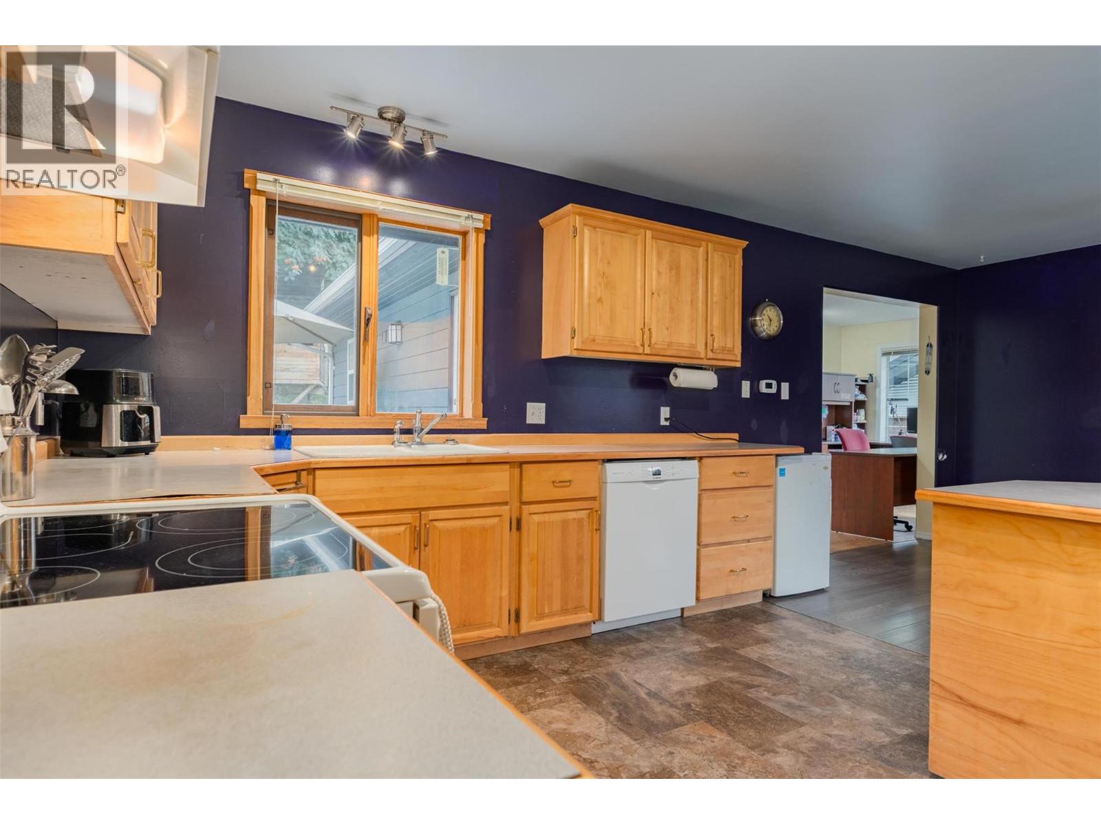 611 7th Street, Kaslo, British Columbia  V0G 1M0 - Photo 23 - 10377154