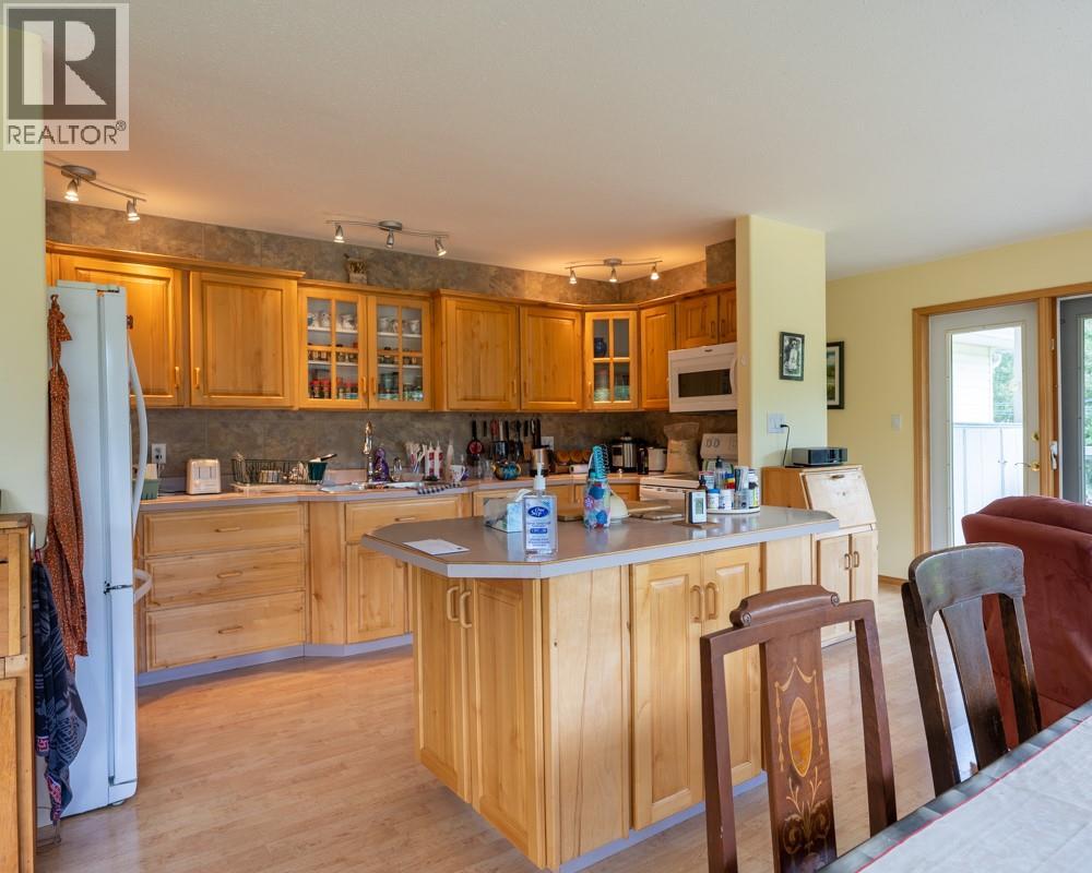 720 2nd Street, Kaslo, British Columbia  V0G 1M0 - Photo 26 - 10376929