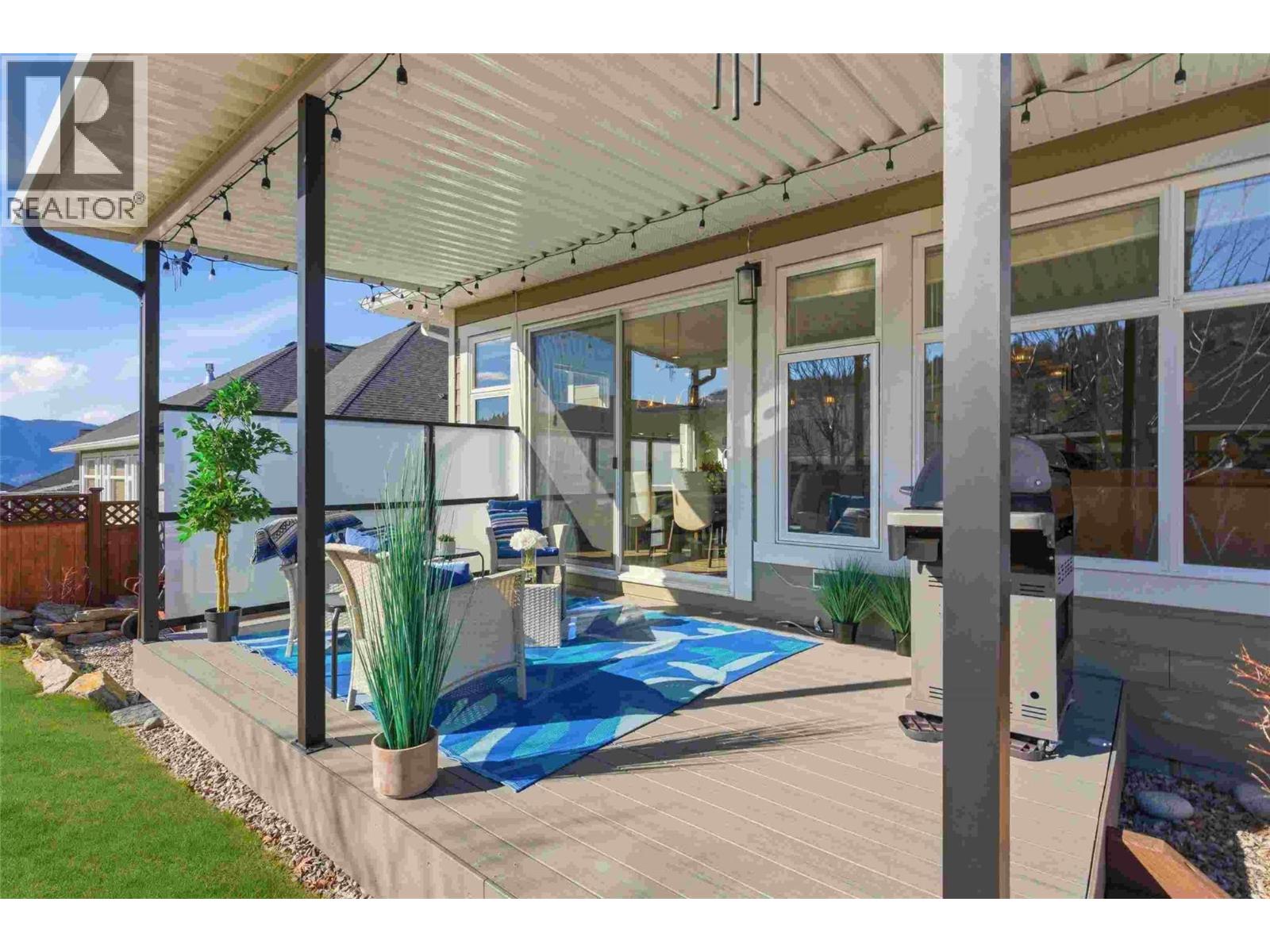 2110 Lawrence Avenue, Penticton, British Columbia  V2A 9G6 - Photo 16 - 10378346