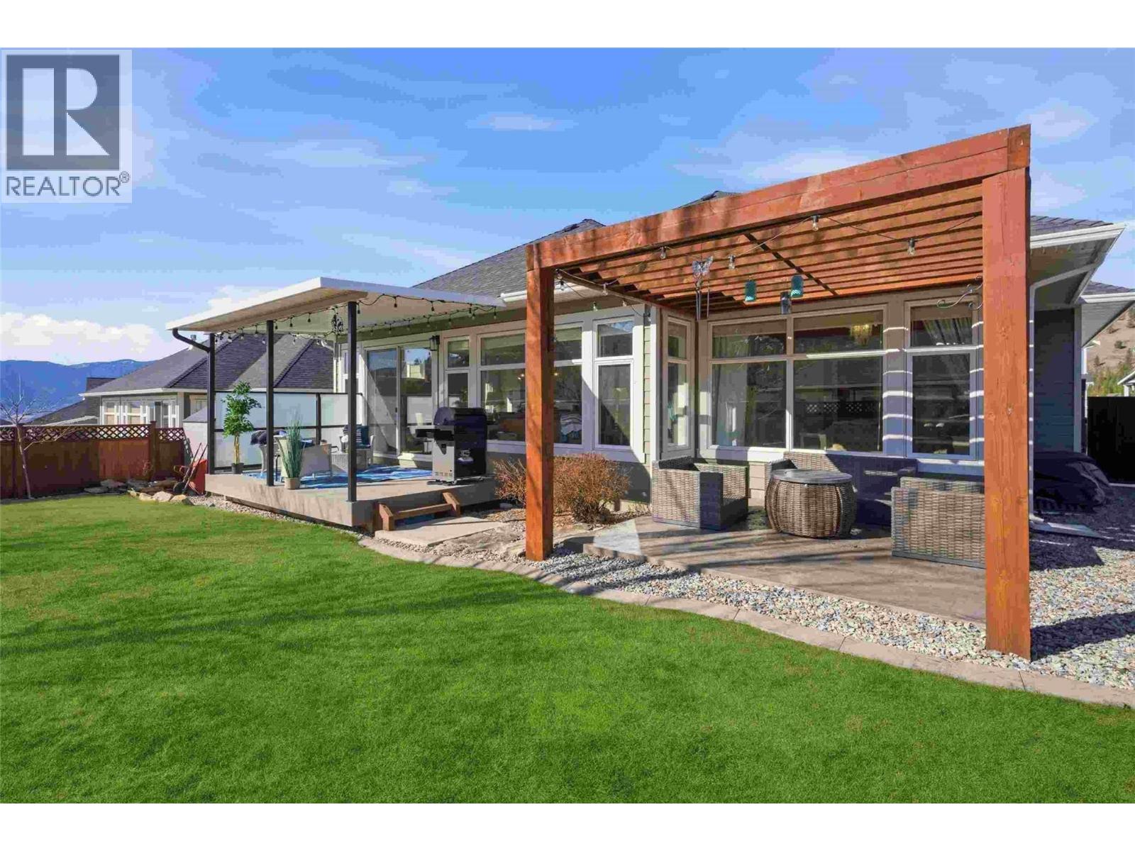 2110 Lawrence Avenue, Penticton, British Columbia  V2A 9G6 - Photo 18 - 10378346