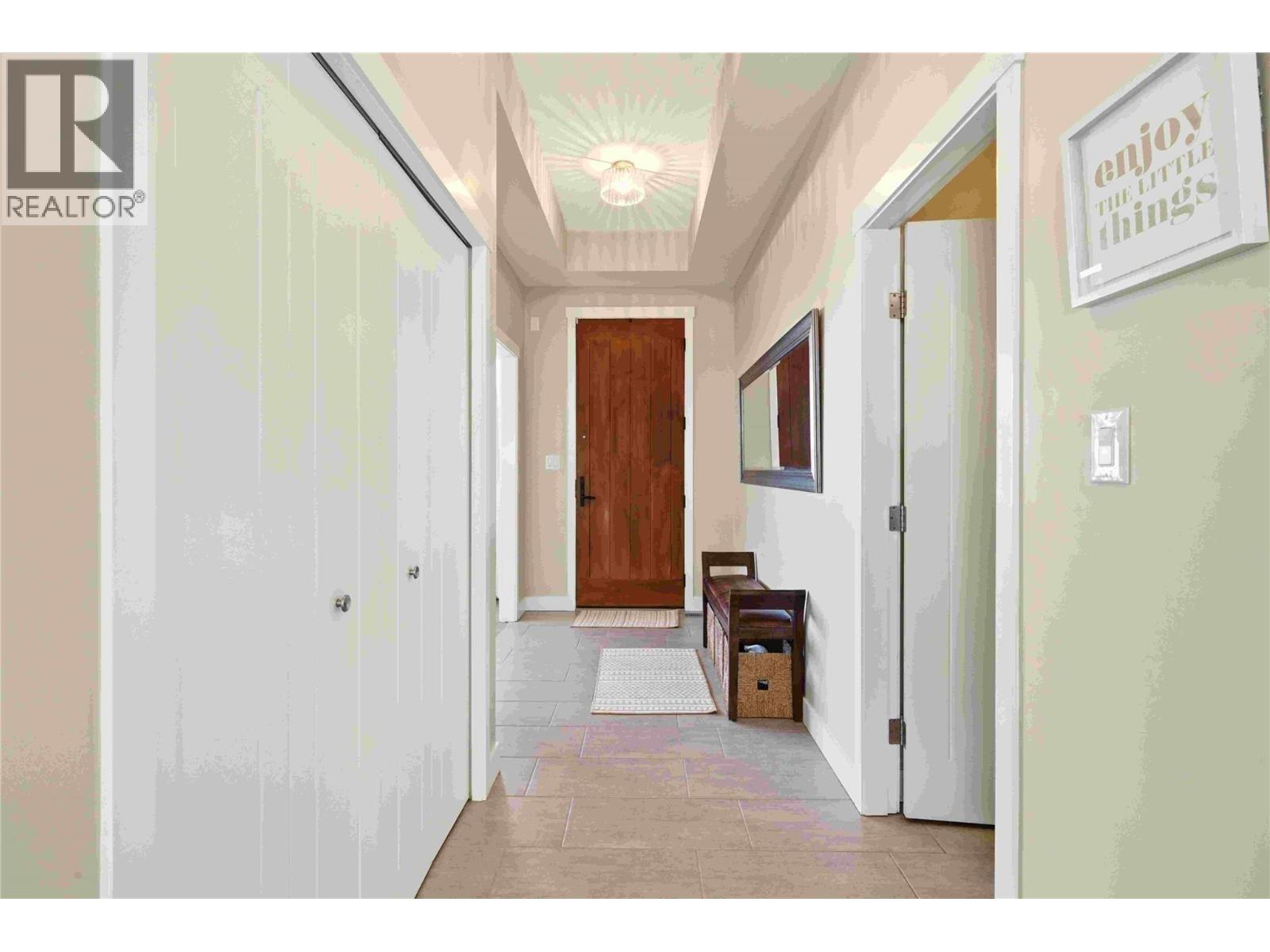 2110 Lawrence Avenue, Penticton, British Columbia  V2A 9G6 - Photo 21 - 10378346